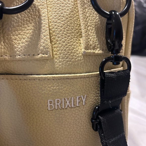 Brixley Yellow leather Crossbody Bag - Picture 8 of 9